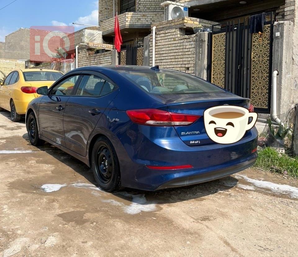 هیۆندای ئەلەنترا